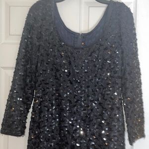 Black sequin dress with a split (see pics missing sequin and snags)